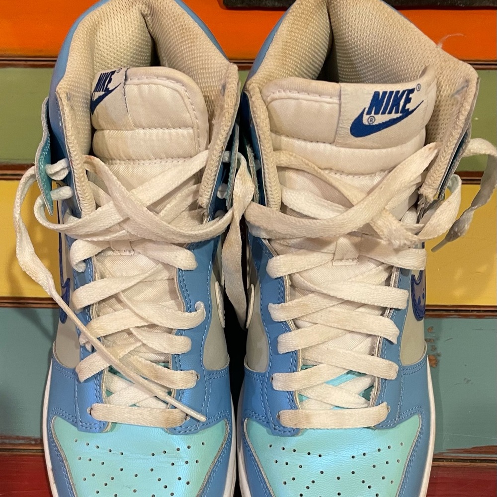 Nike shoes